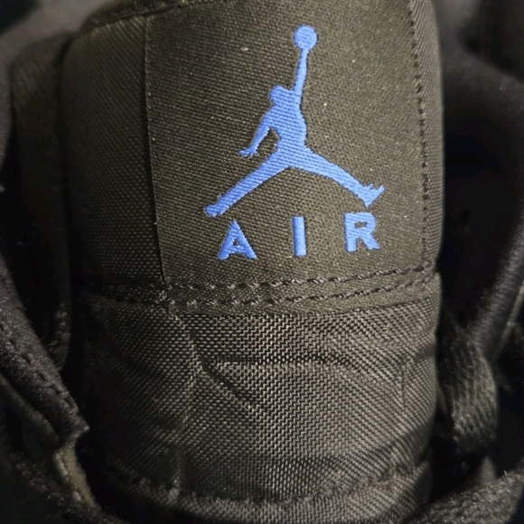 Jordan 1 Retro OG High Royal Men's US Size 10 (EUC) - Picture 13 of 15